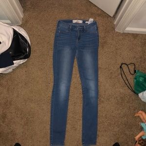 hollister jeans